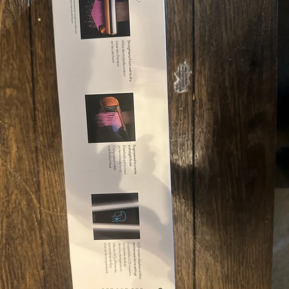 Dyson - Picture 4 of 4